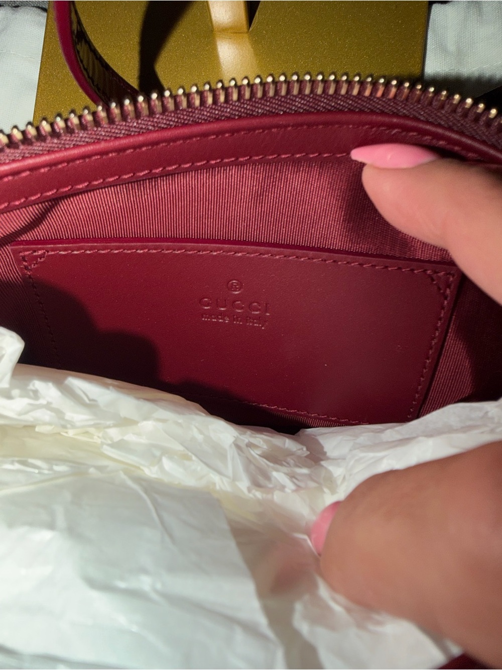 Gucci GG EMBLEM MINI BNIB Patent leather Shoulder bag - Picture 5 of 7